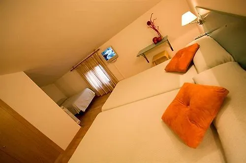 Gasthuis Via Lactea 2*